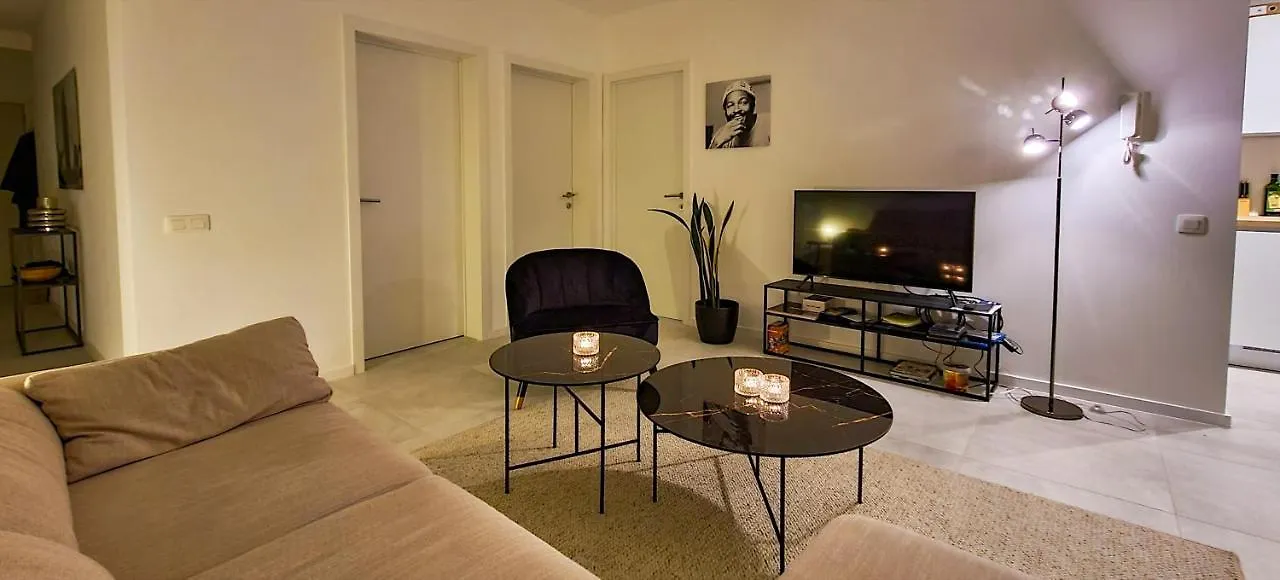 Appartement King 44 Oostende 0*,
